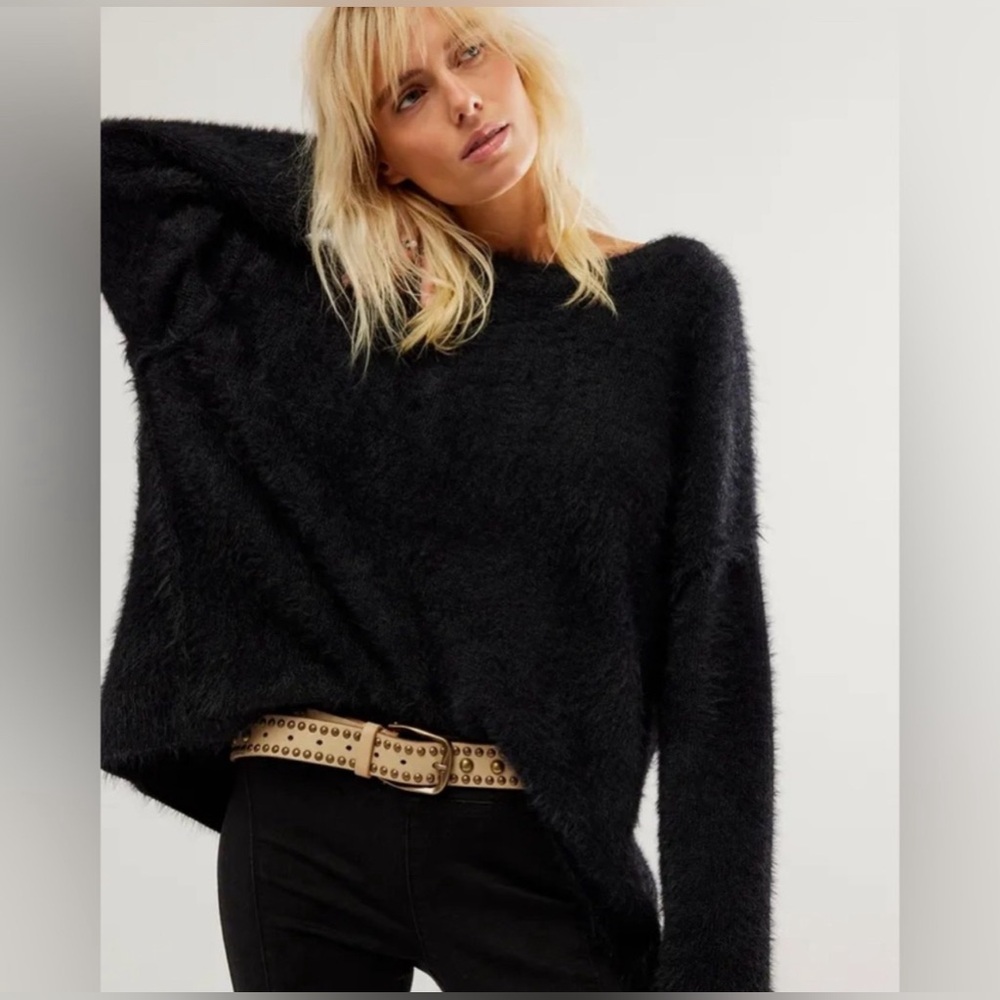 24. NWT Free People Harrison Bunny Crew - Picture 4 of 4
